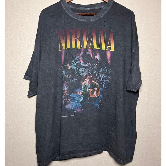 👕 Nirvana Band Graphic Tee – O/S - Picture 1 of 7